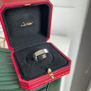 Cartier Love Ring ( white gold men 63)